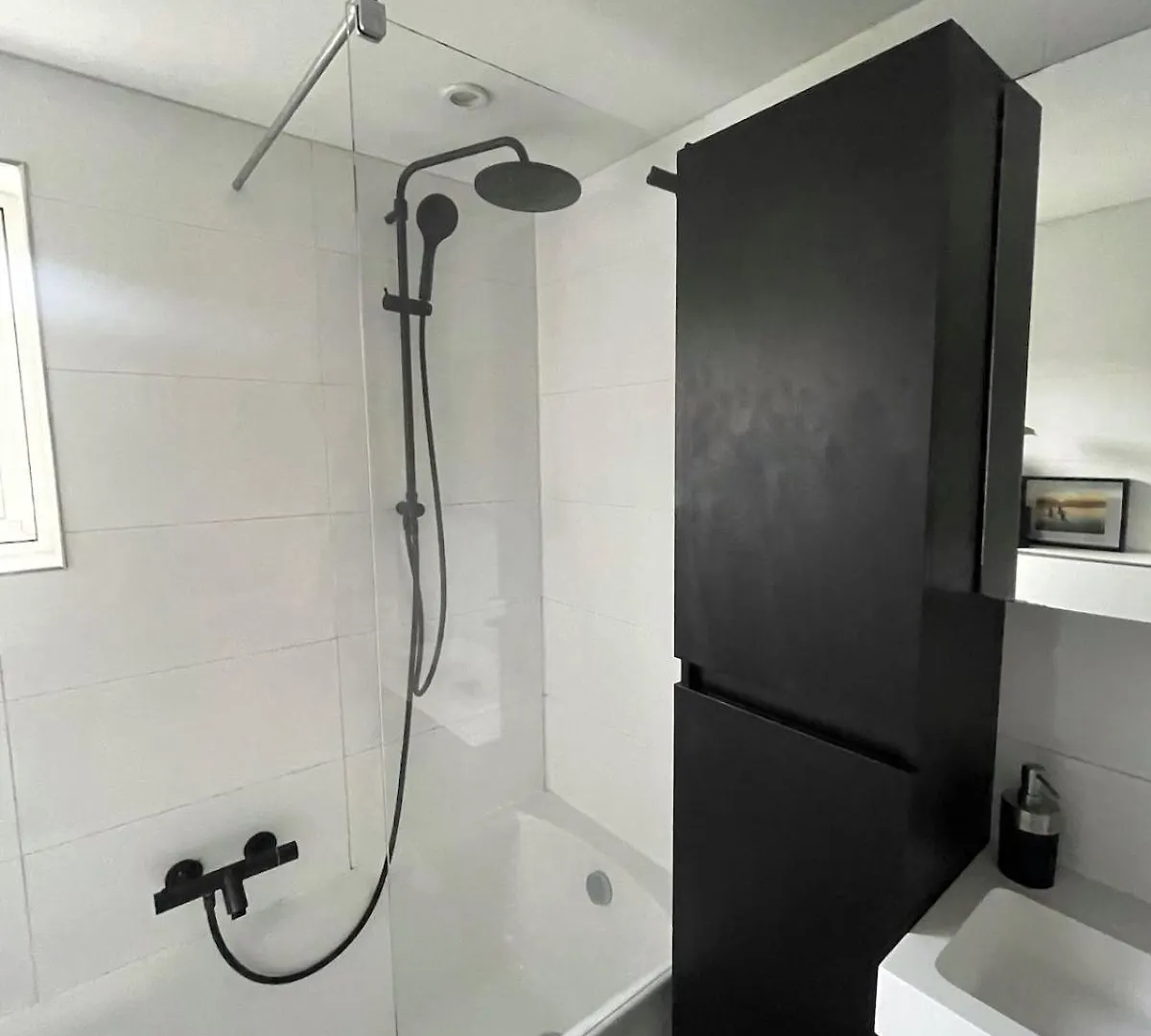 Spacious And Cozy House With Affordable Parking Amsterdam