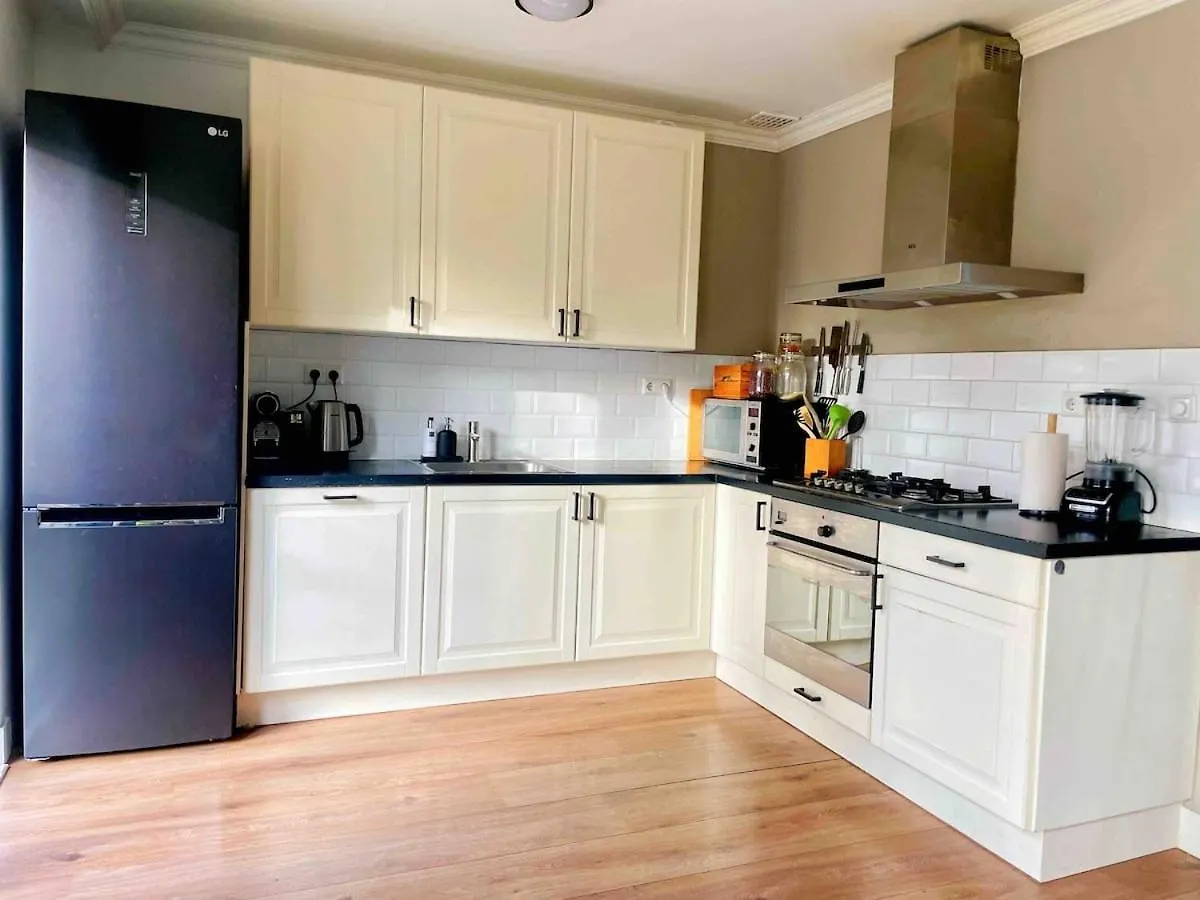 Holiday home Spacious And Cozy House With Affordable Parking Amsterdam